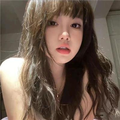 西班牙女王海报